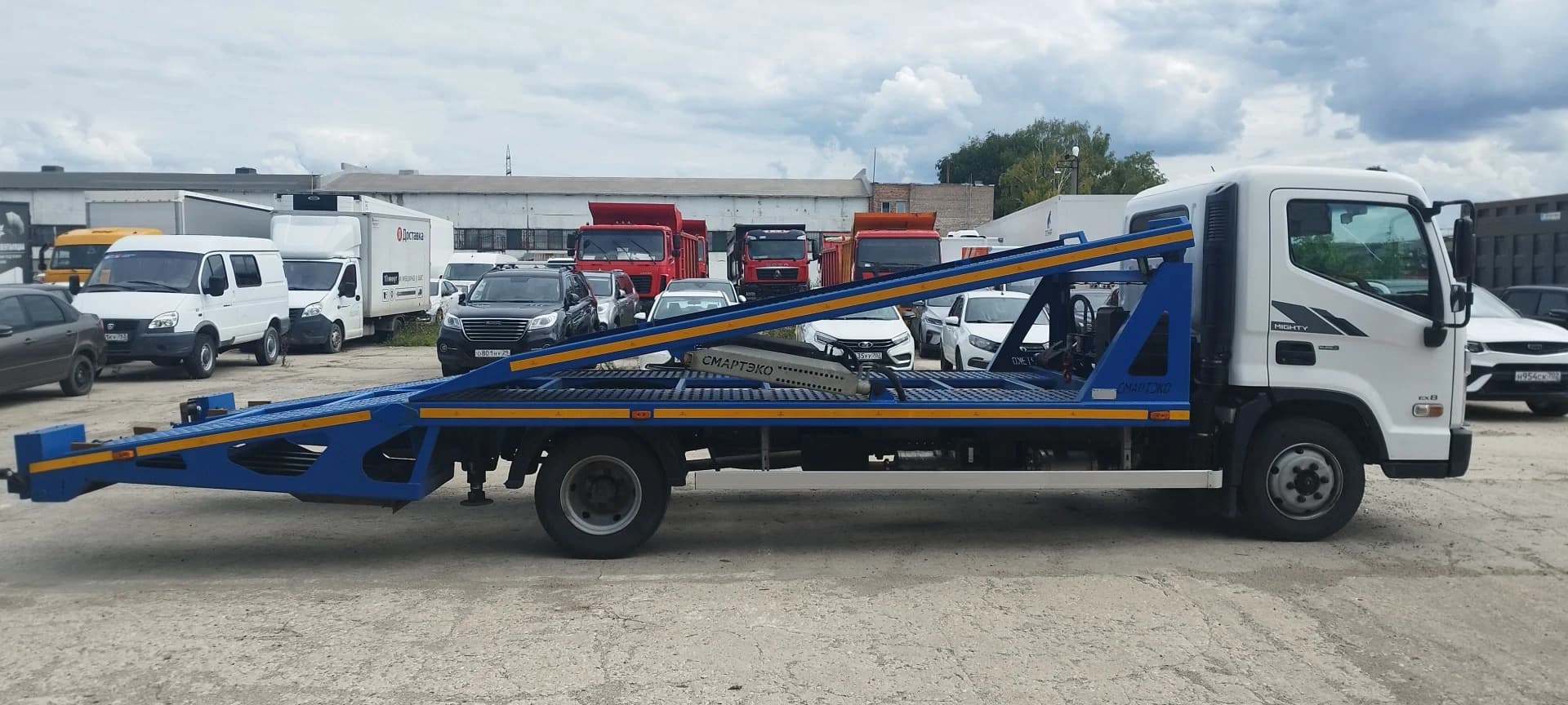 Hyundai Mighty EX8