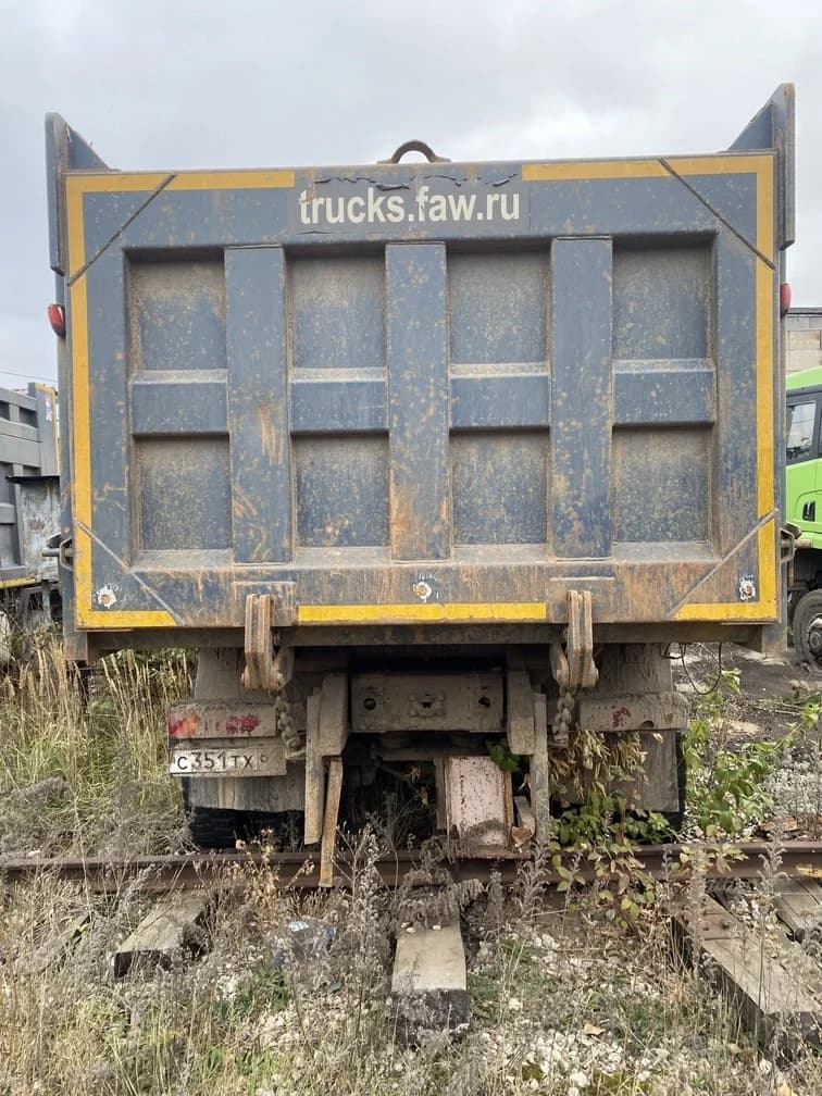 FAW J6