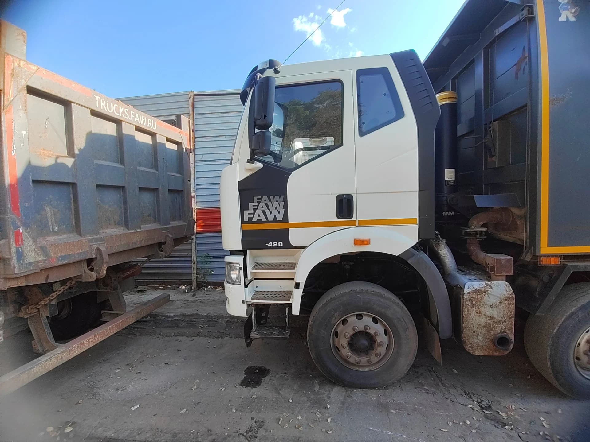 FAW J6