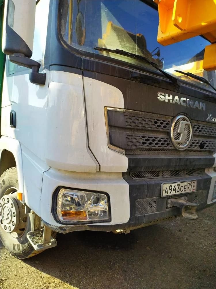 SHACMAN SX33186W366C