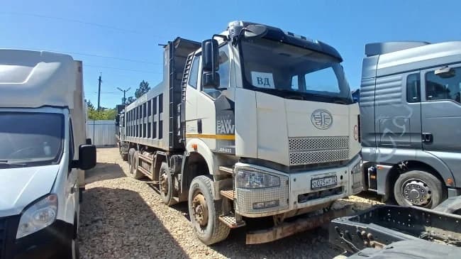 FAW J6