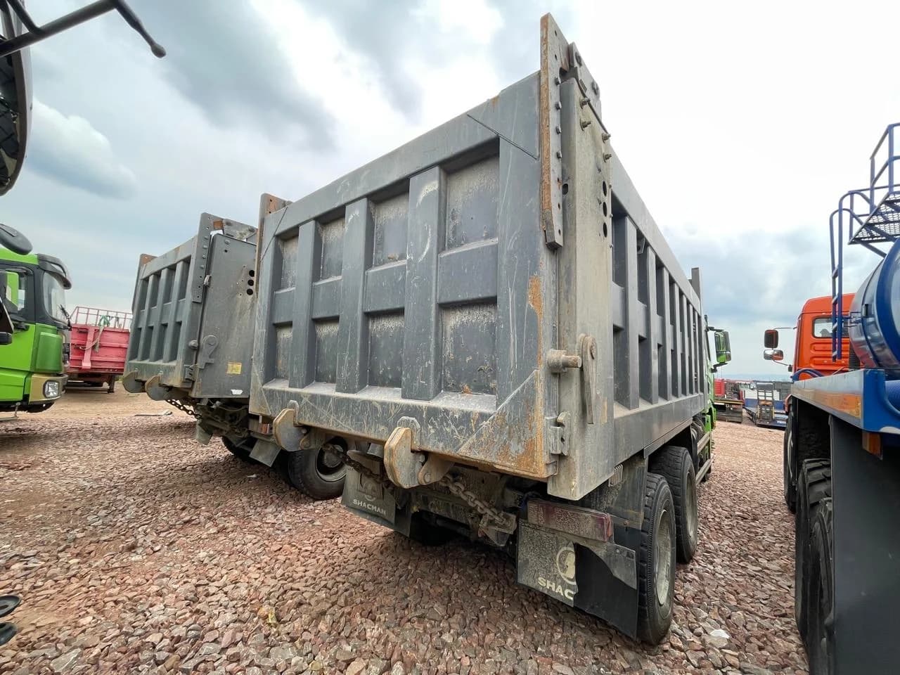 SHACMAN SX32586T384C