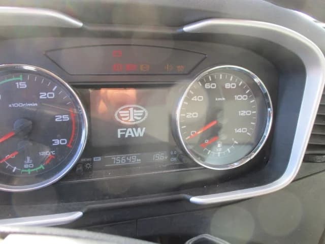 FAW J6