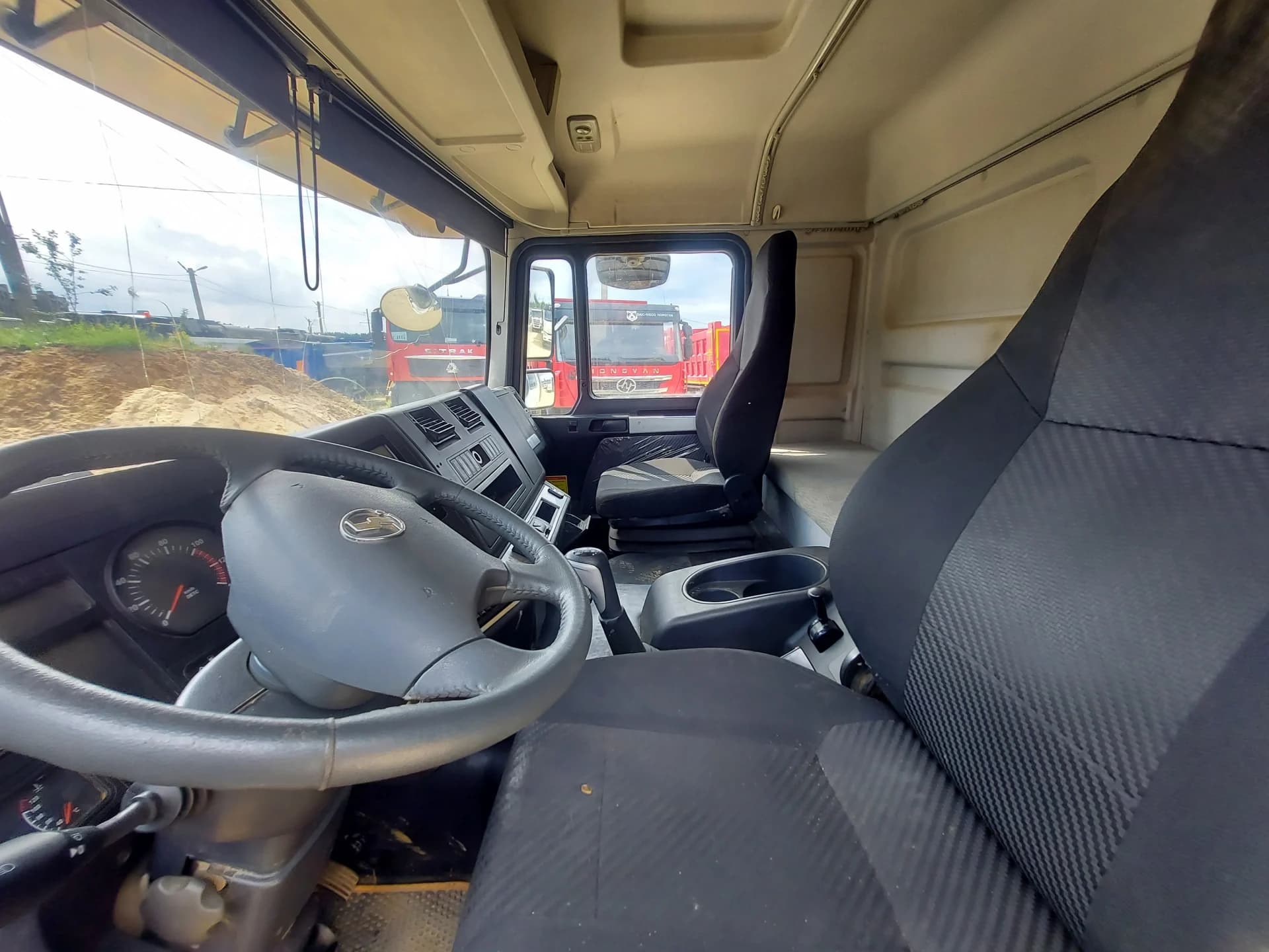SHACMAN SX3258DT384C
