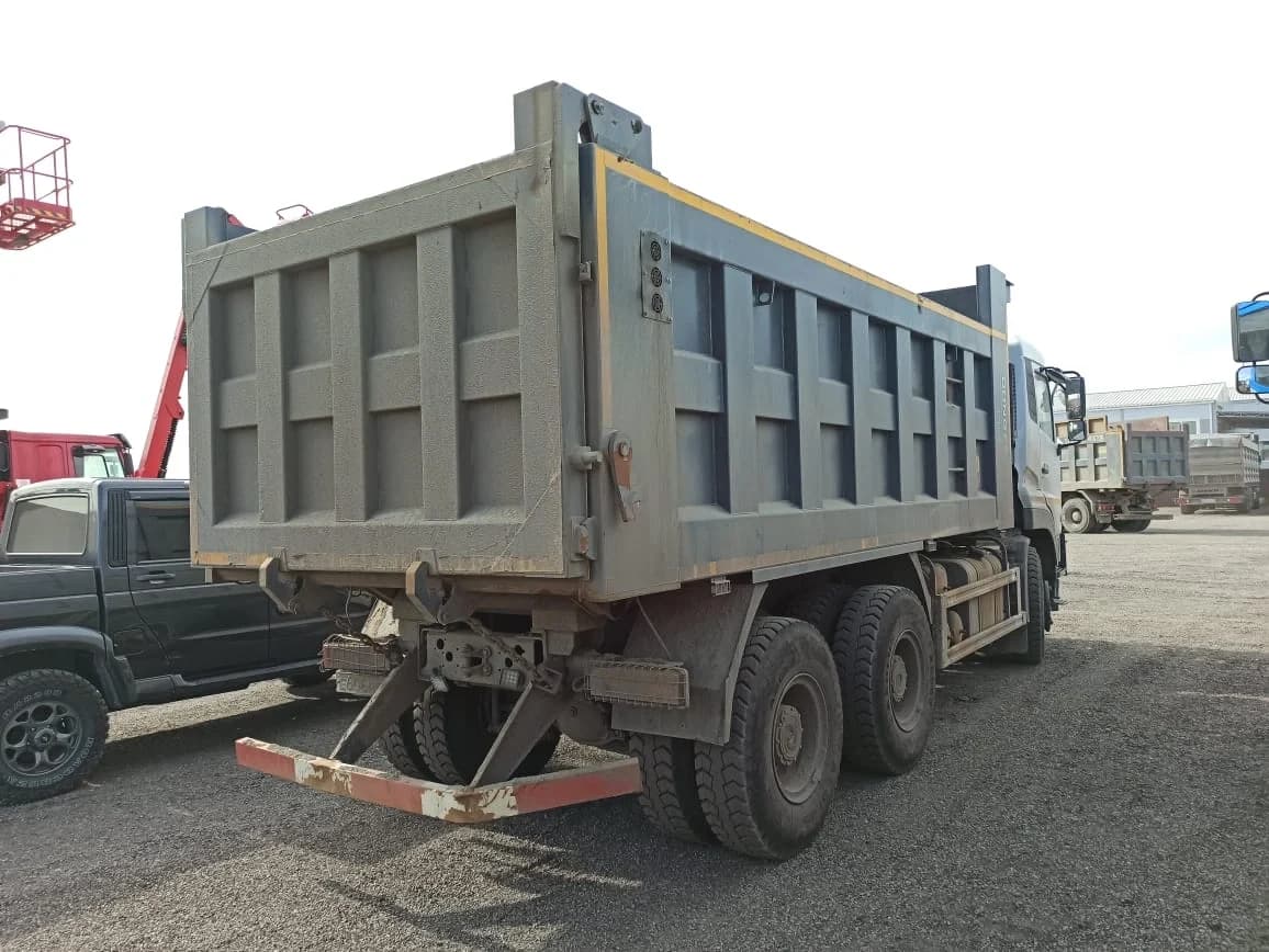 Dongfeng DFH3330