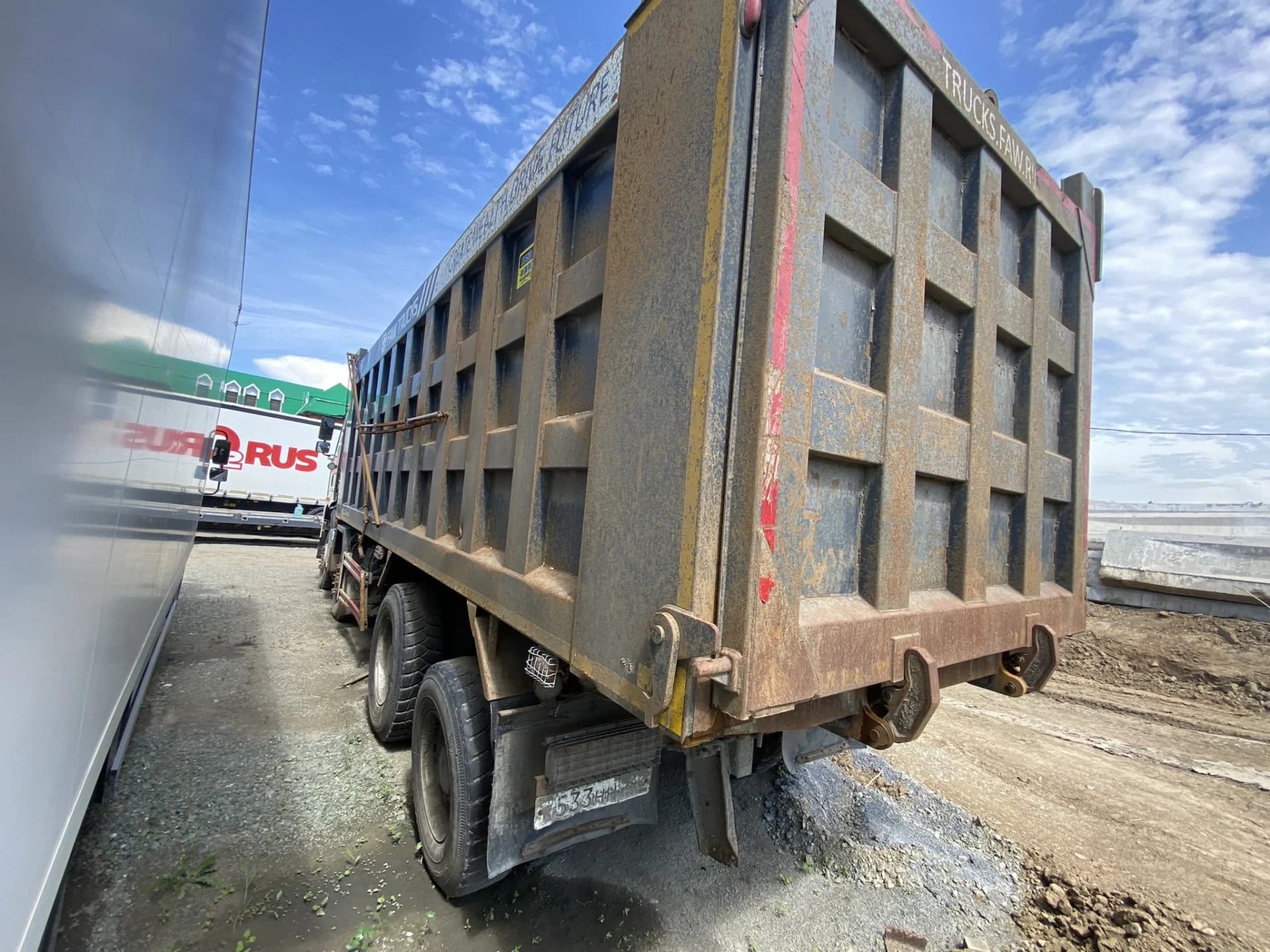 FAW J6