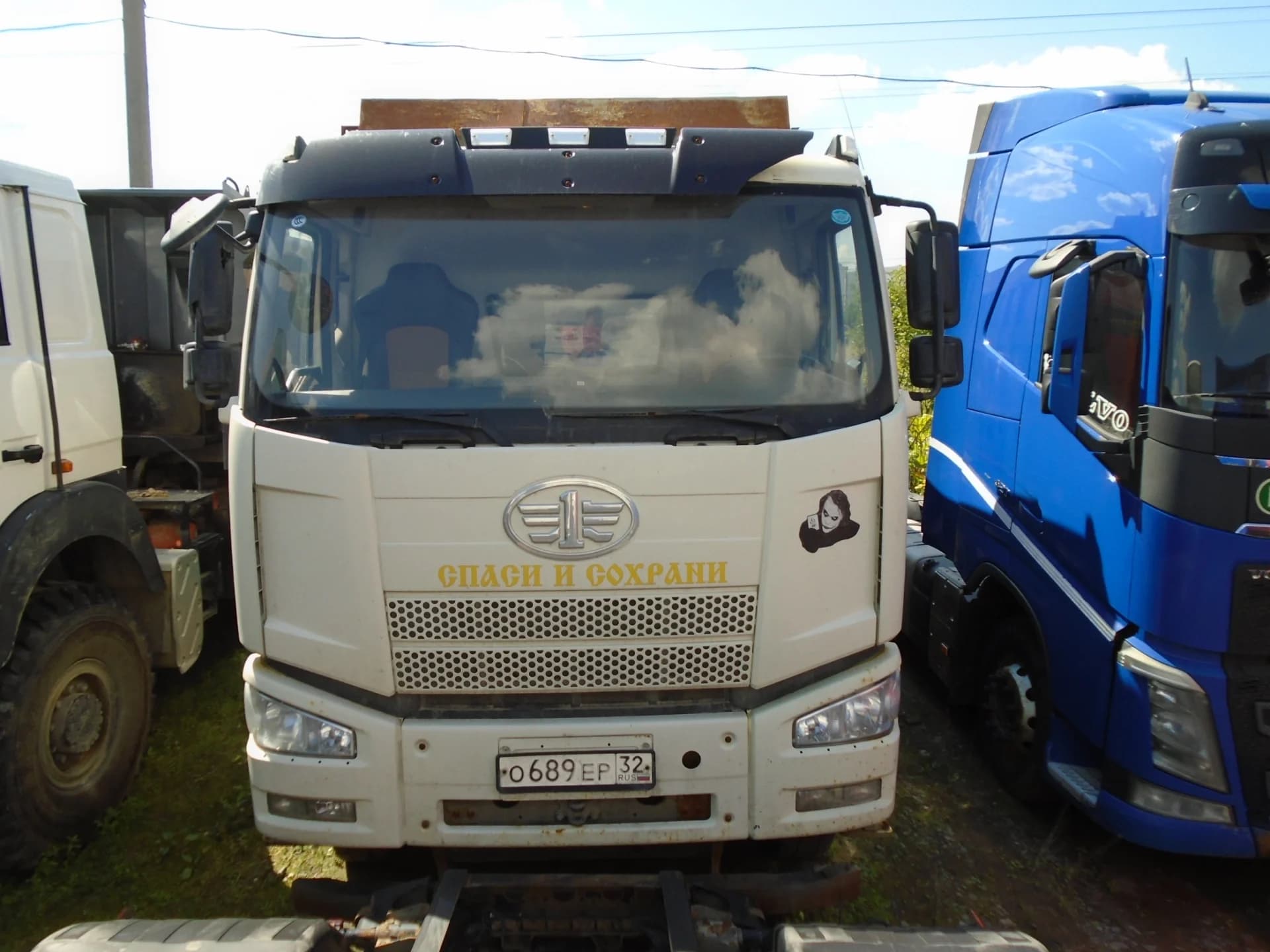 FAW J6