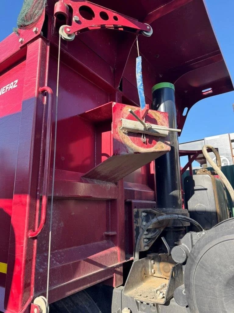 КамАЗ 65801