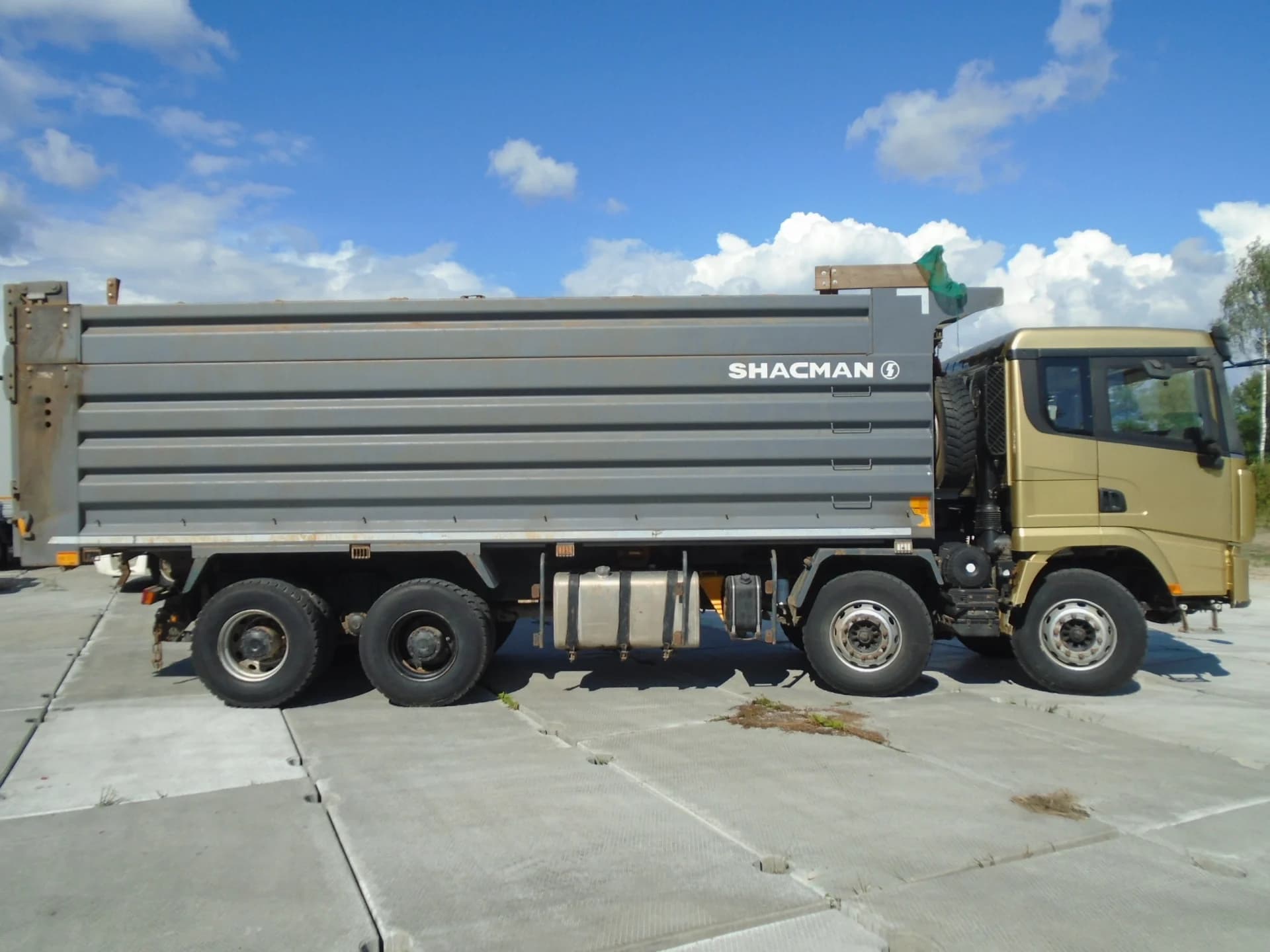 SHACMAN SX33186T366C