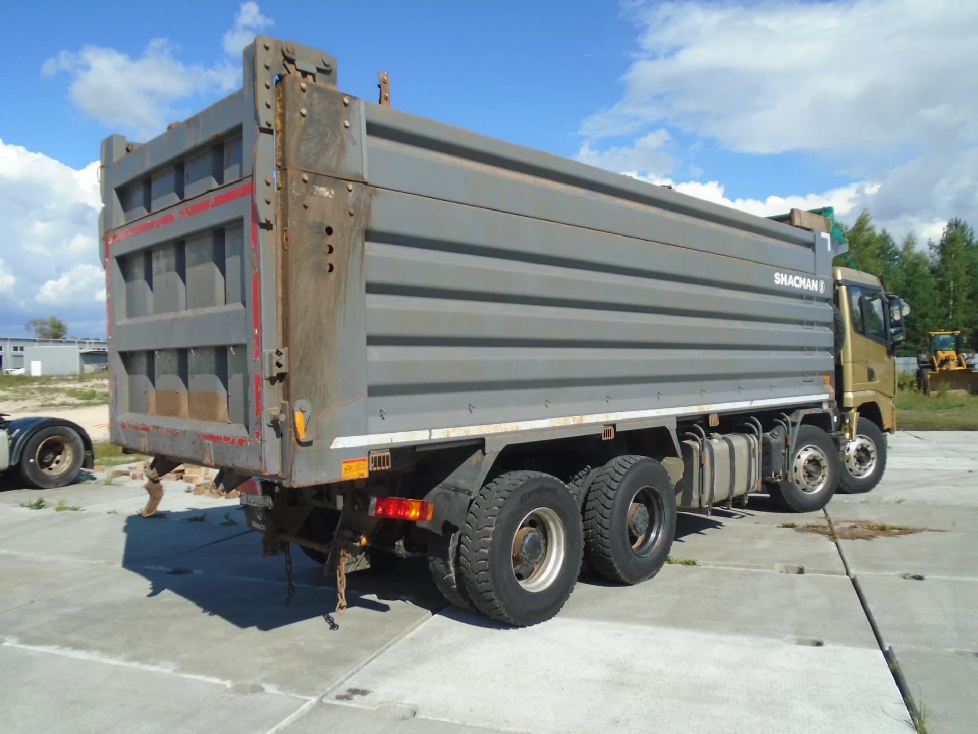 SHACMAN SX33186T366C