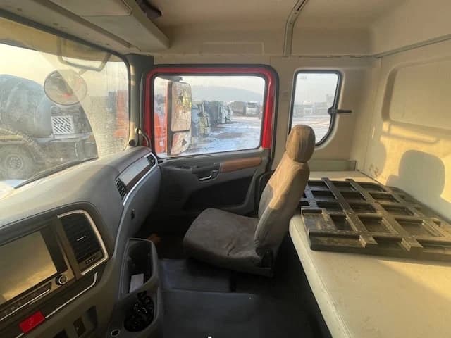 SHACMAN SX33186V366