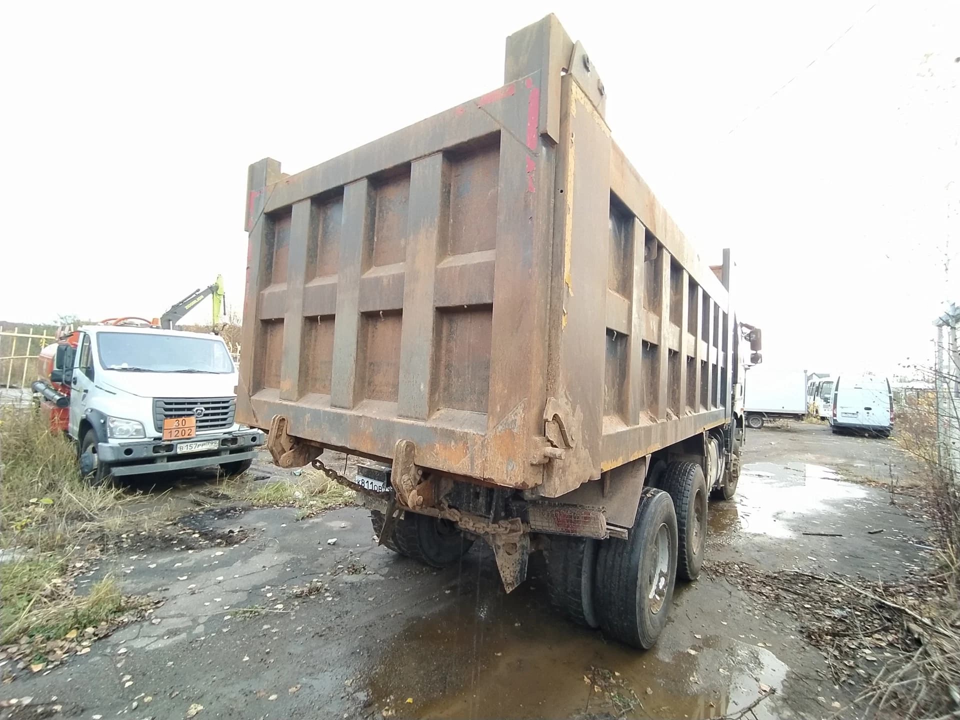 FAW J6