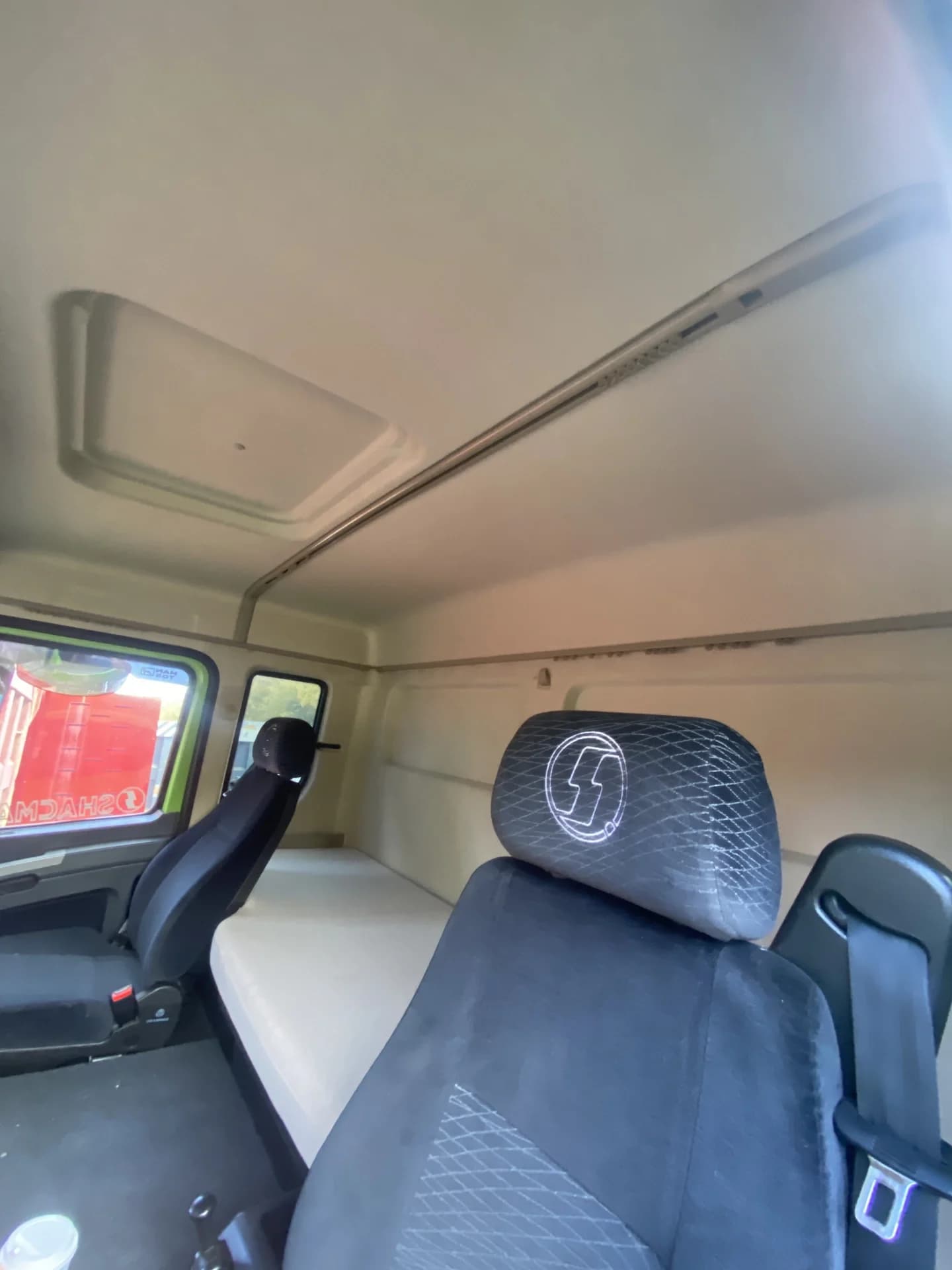 SHACMAN SX33186V366