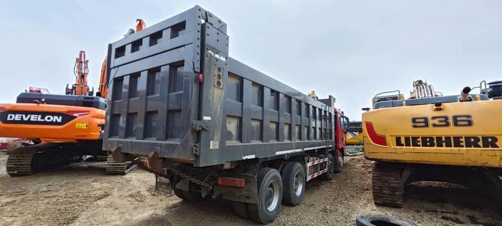 SHACMAN SX33186W366C