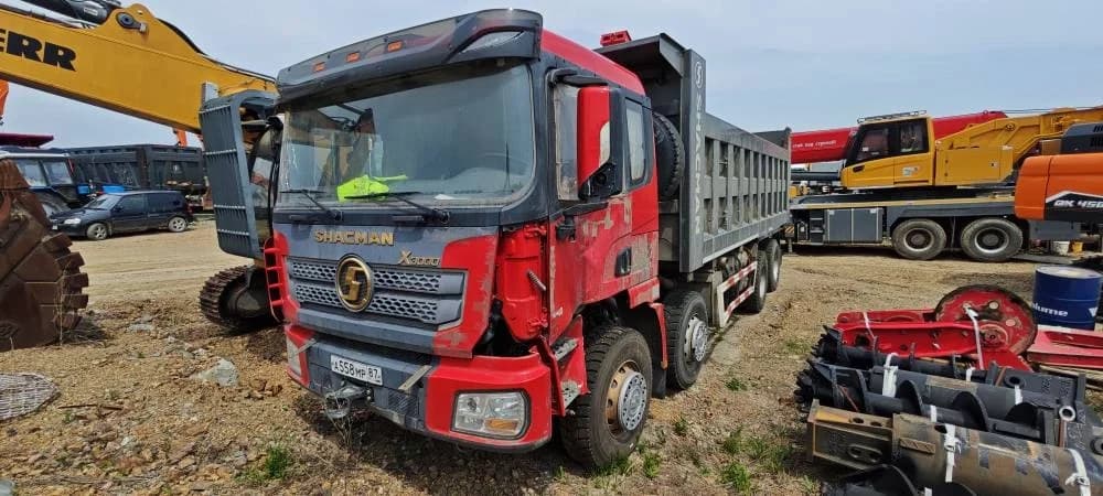 SHACMAN SX33186W366C