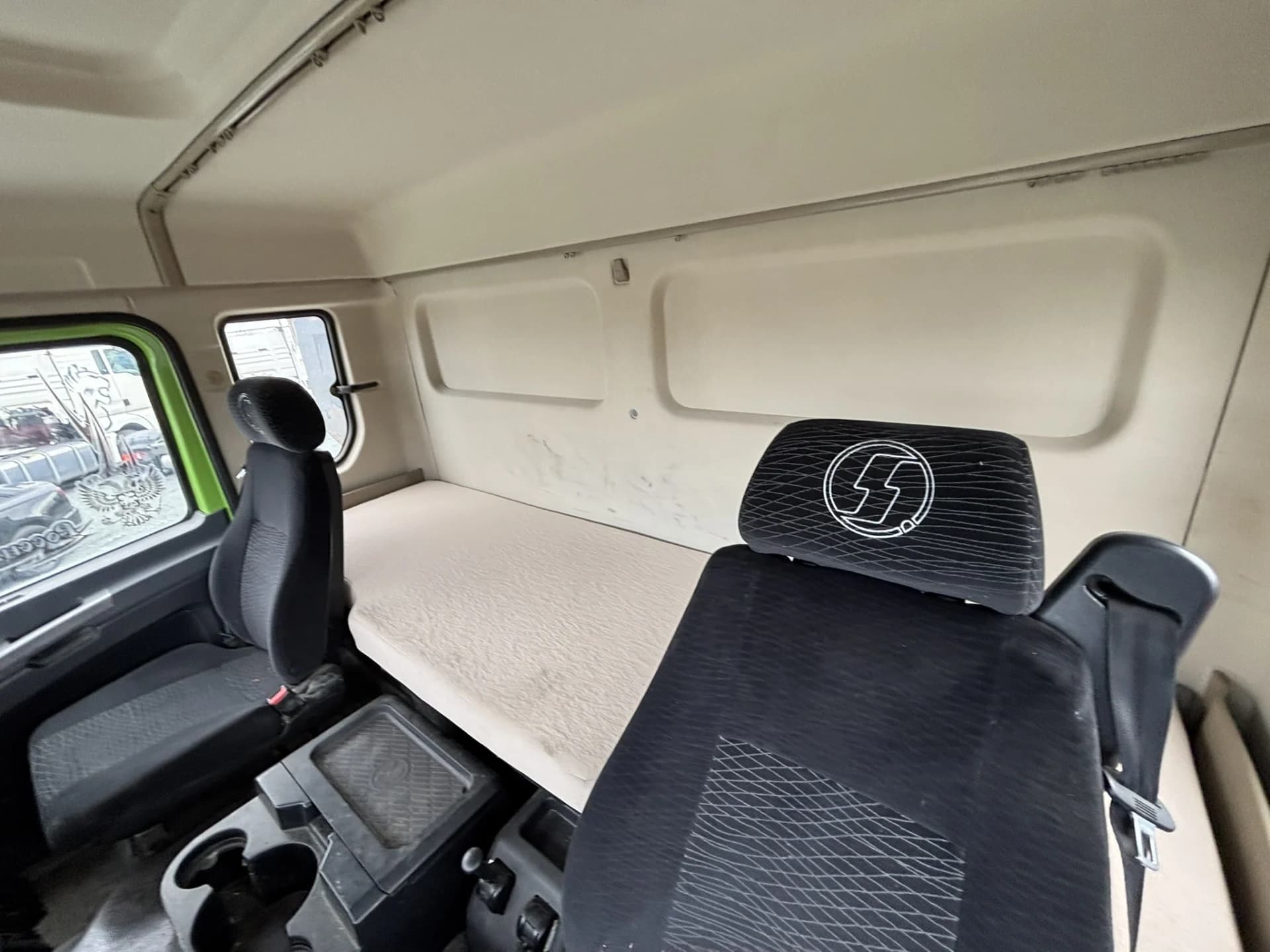 SHACMAN SX32586V384