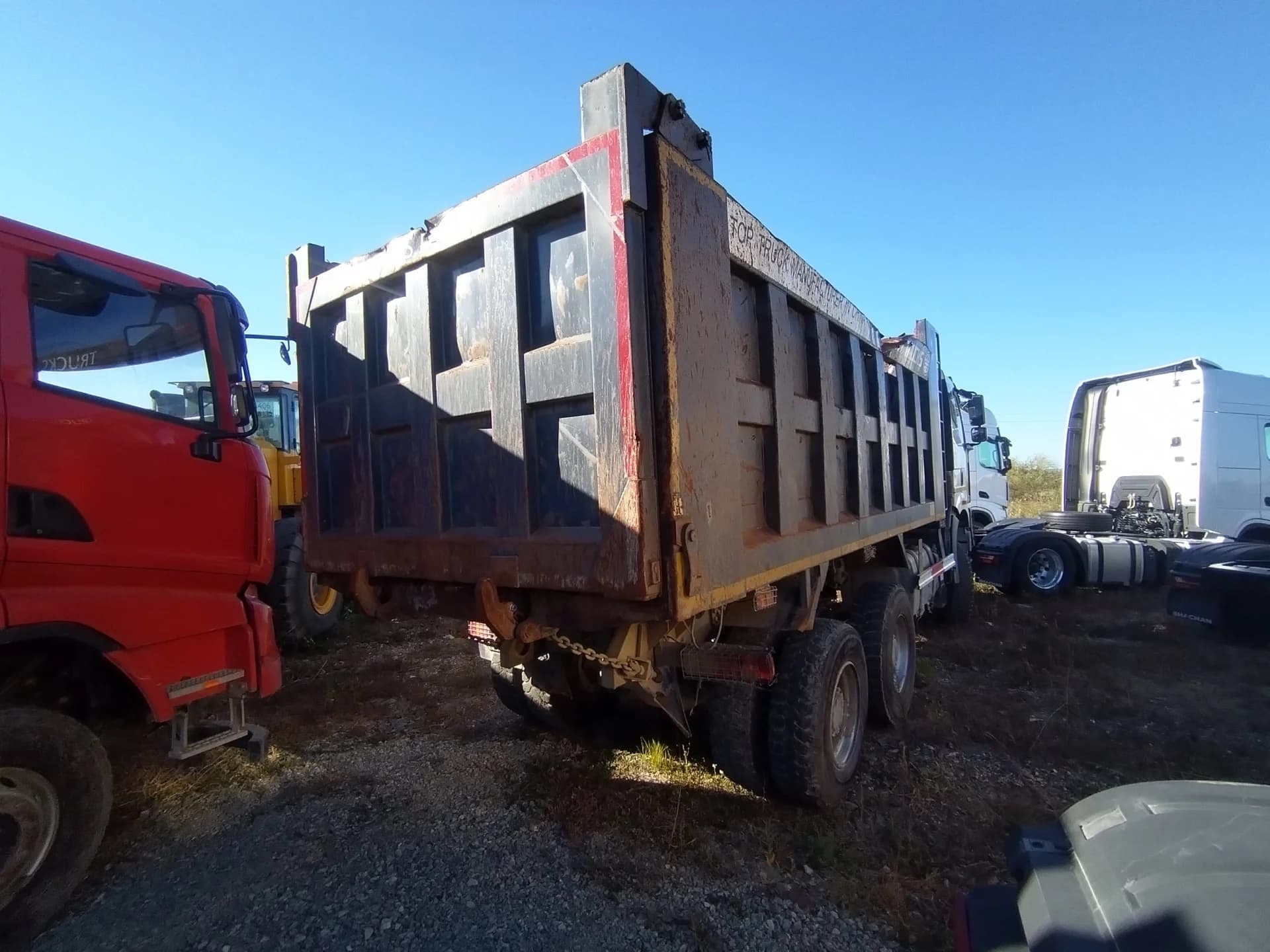 FAW J6