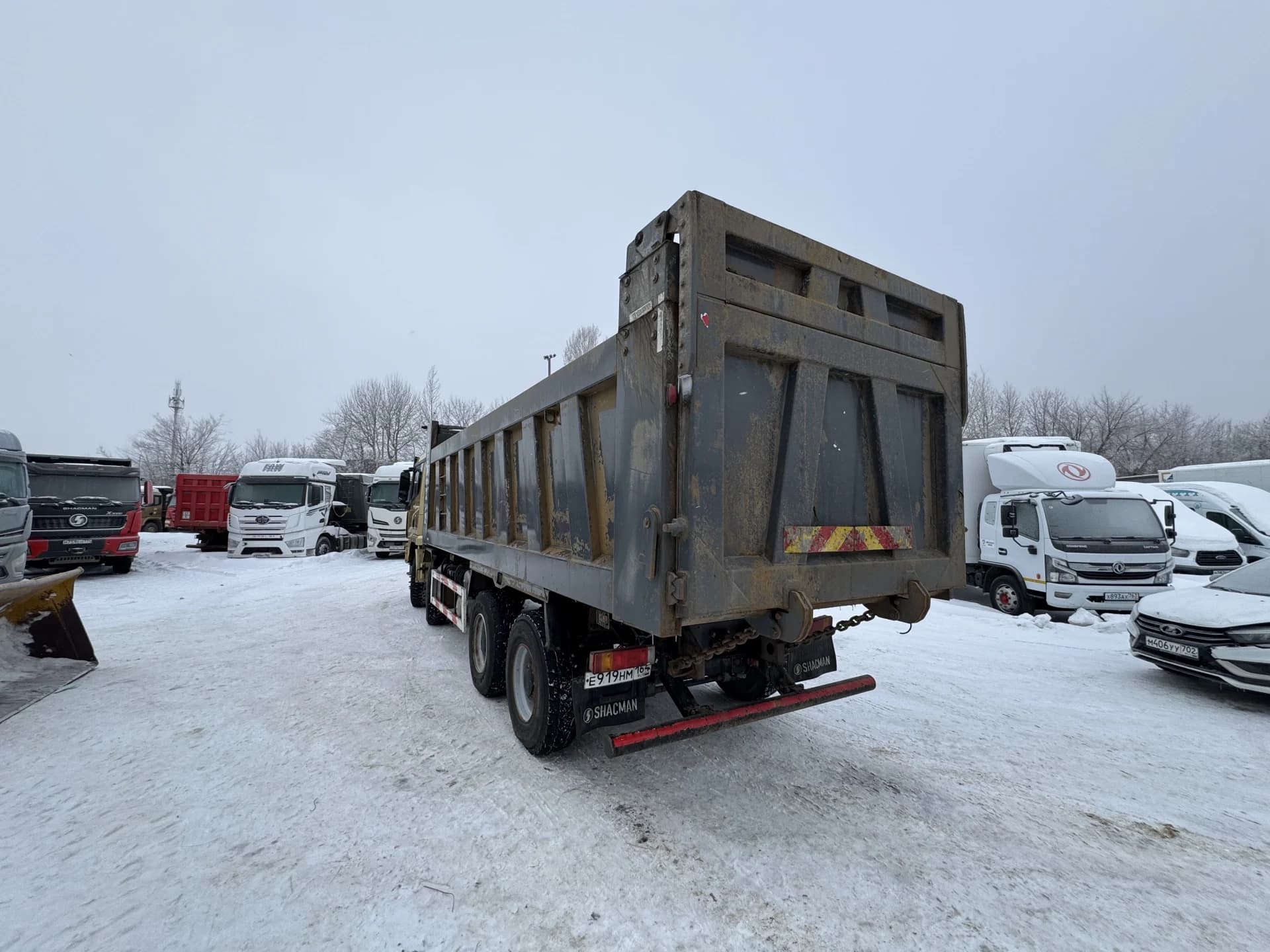 SHACMAN SX33186V366