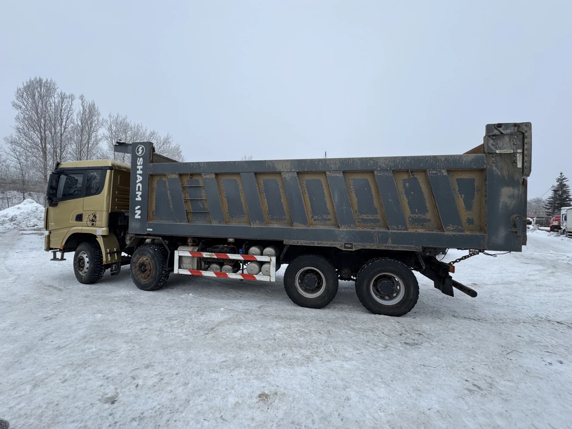 SHACMAN SX33186V366