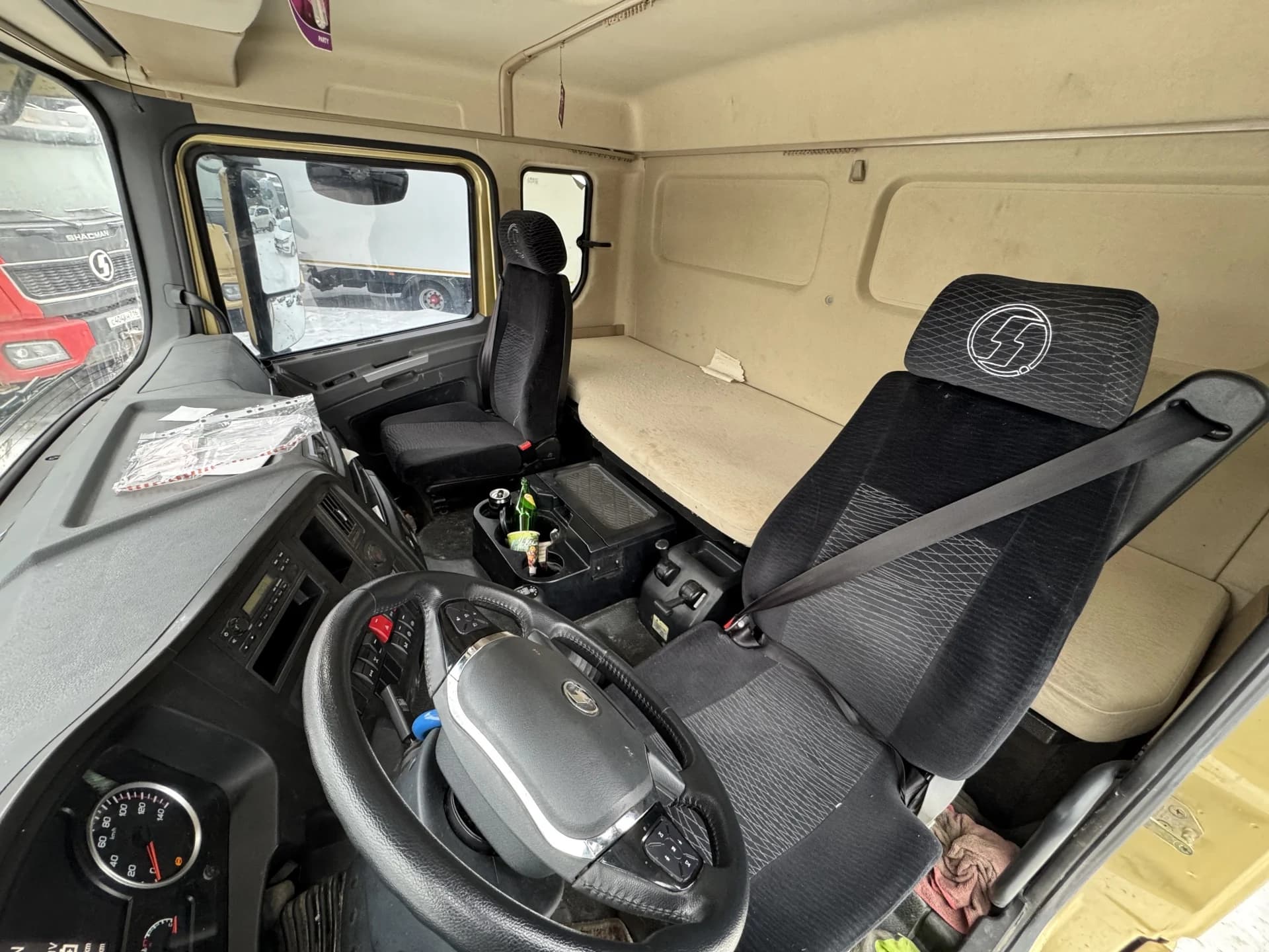SHACMAN SX33186V366