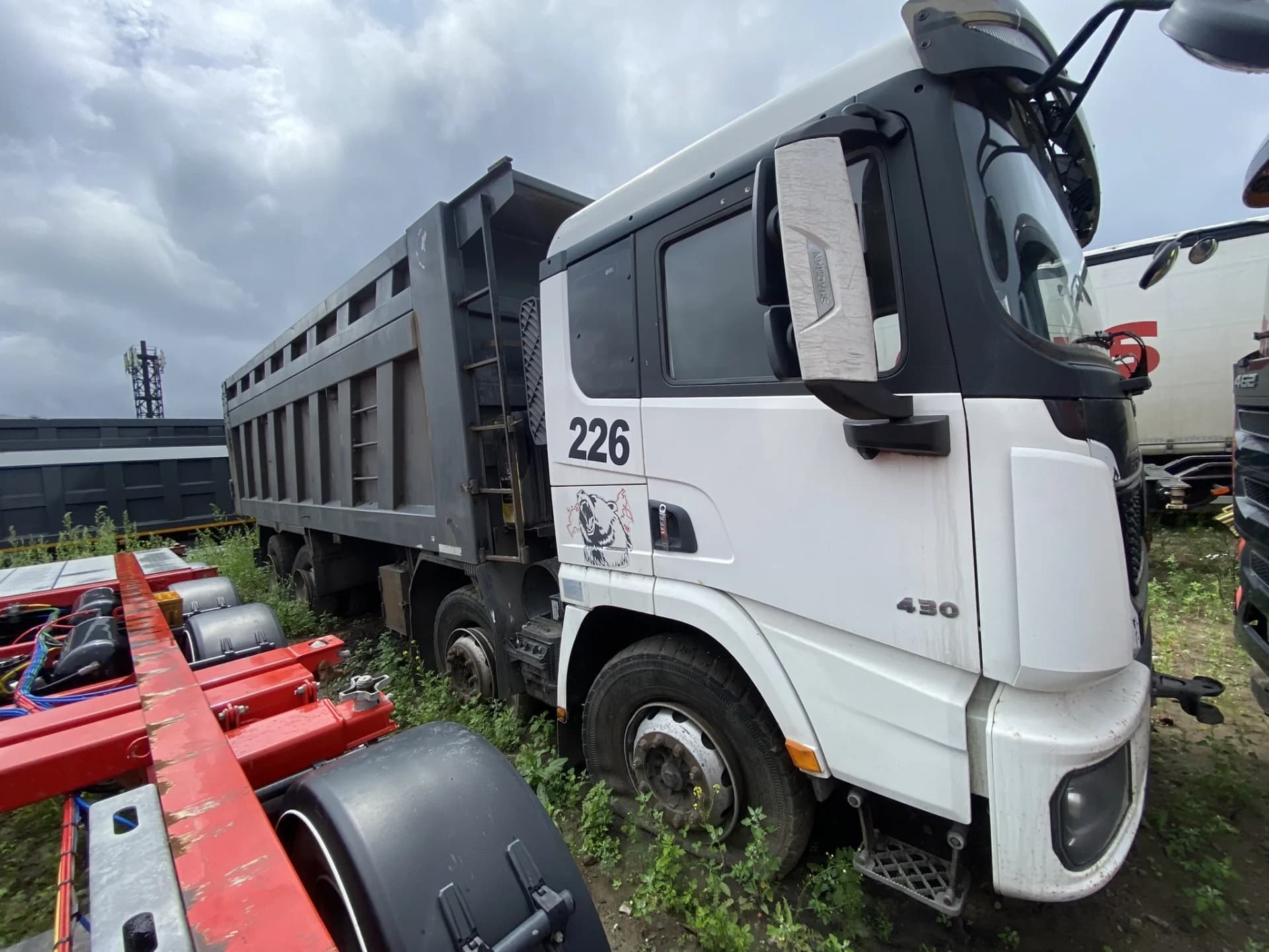 SHACMAN SX33186V366