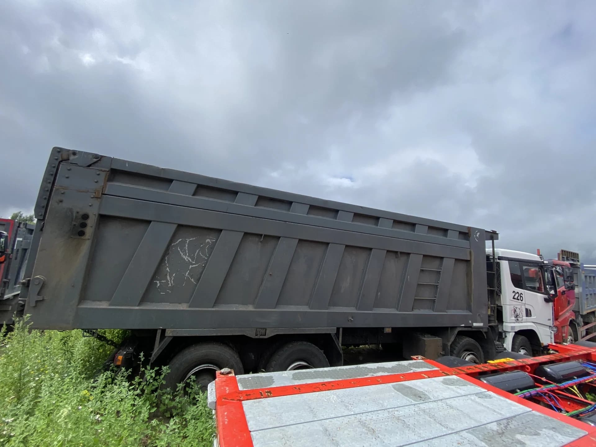 SHACMAN SX33186V366