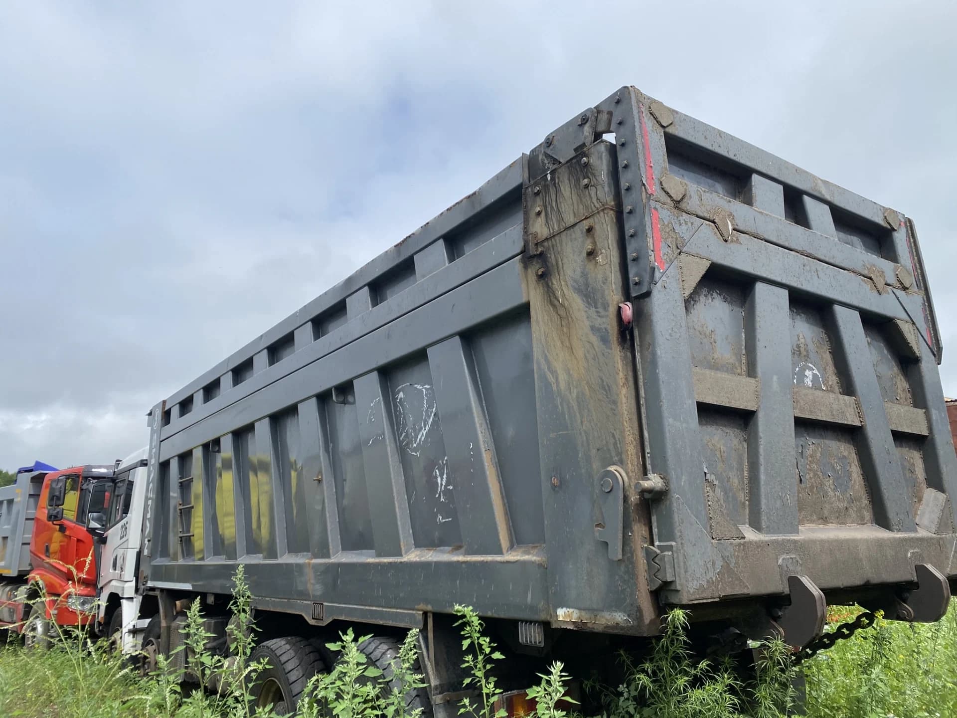 SHACMAN SX33186V366