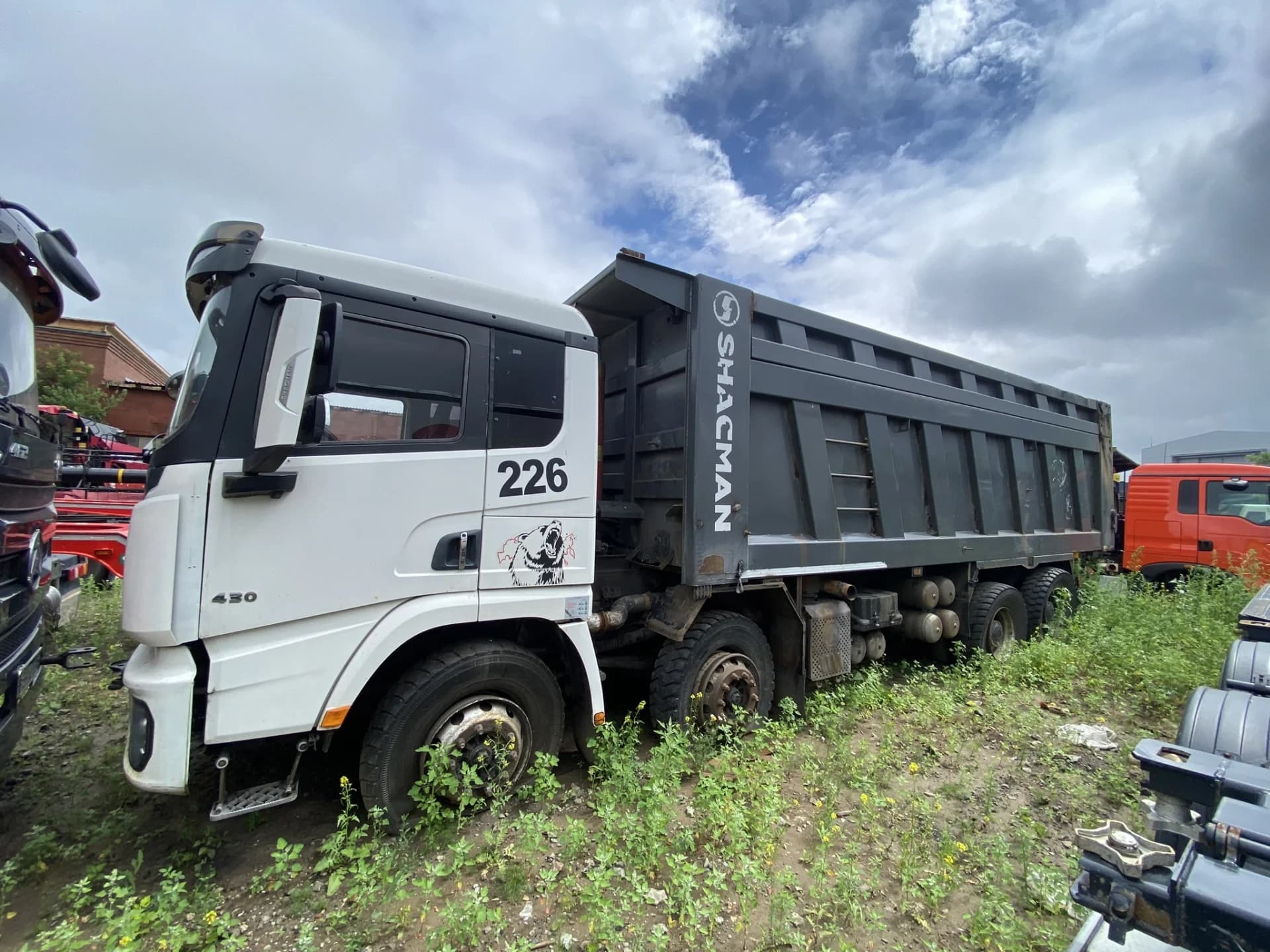 SHACMAN SX33186V366