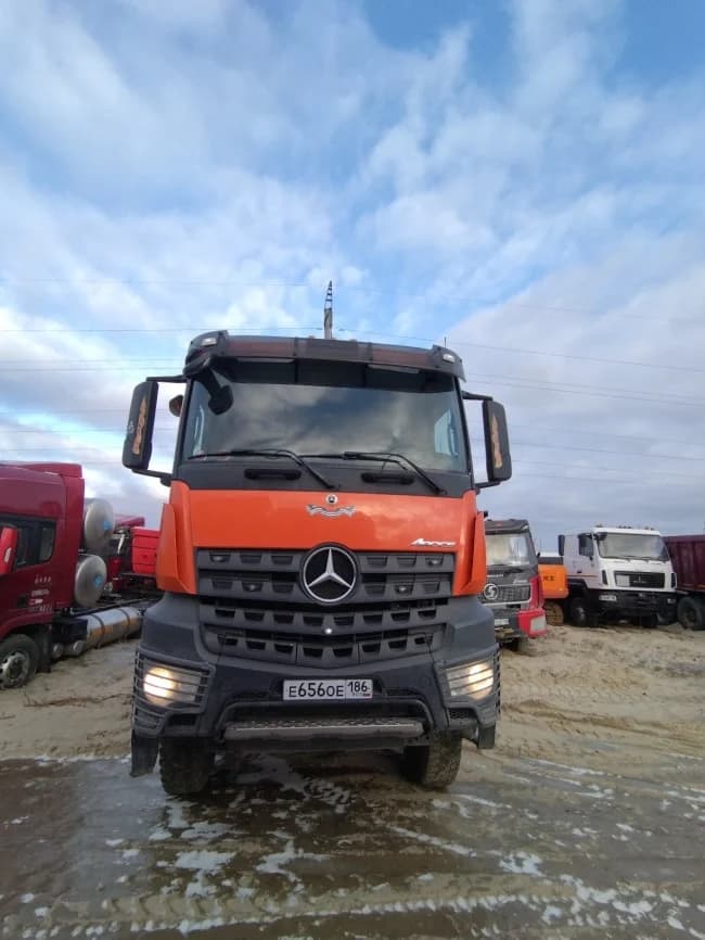 Mercedes-Benz Arocs