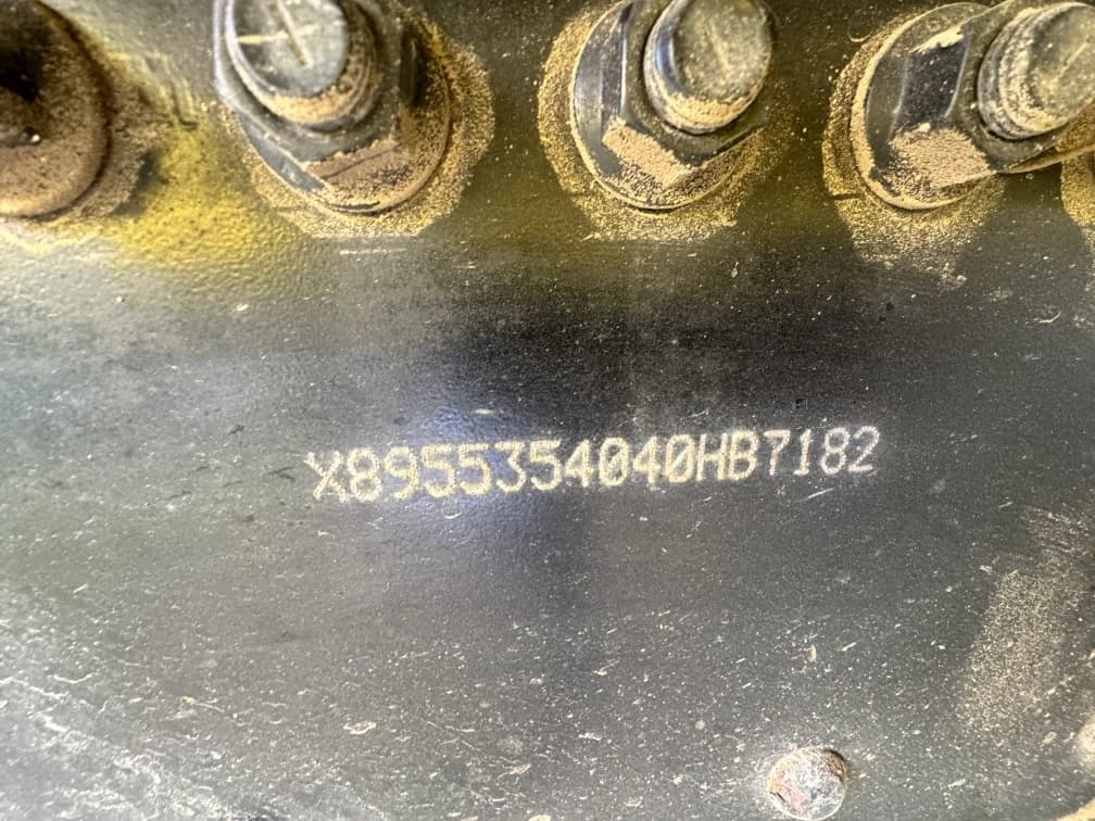 МАЗ 631228