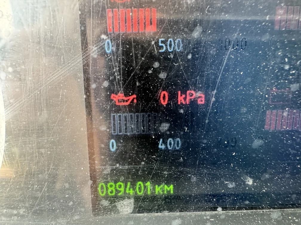 МАЗ 631228