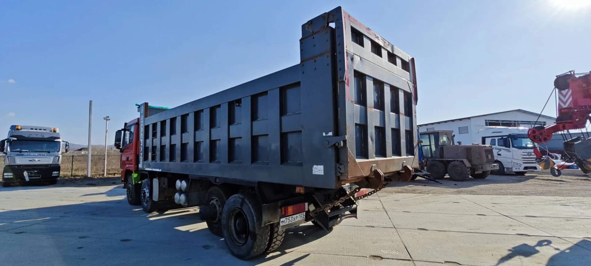 SHACMAN SX33186T366C