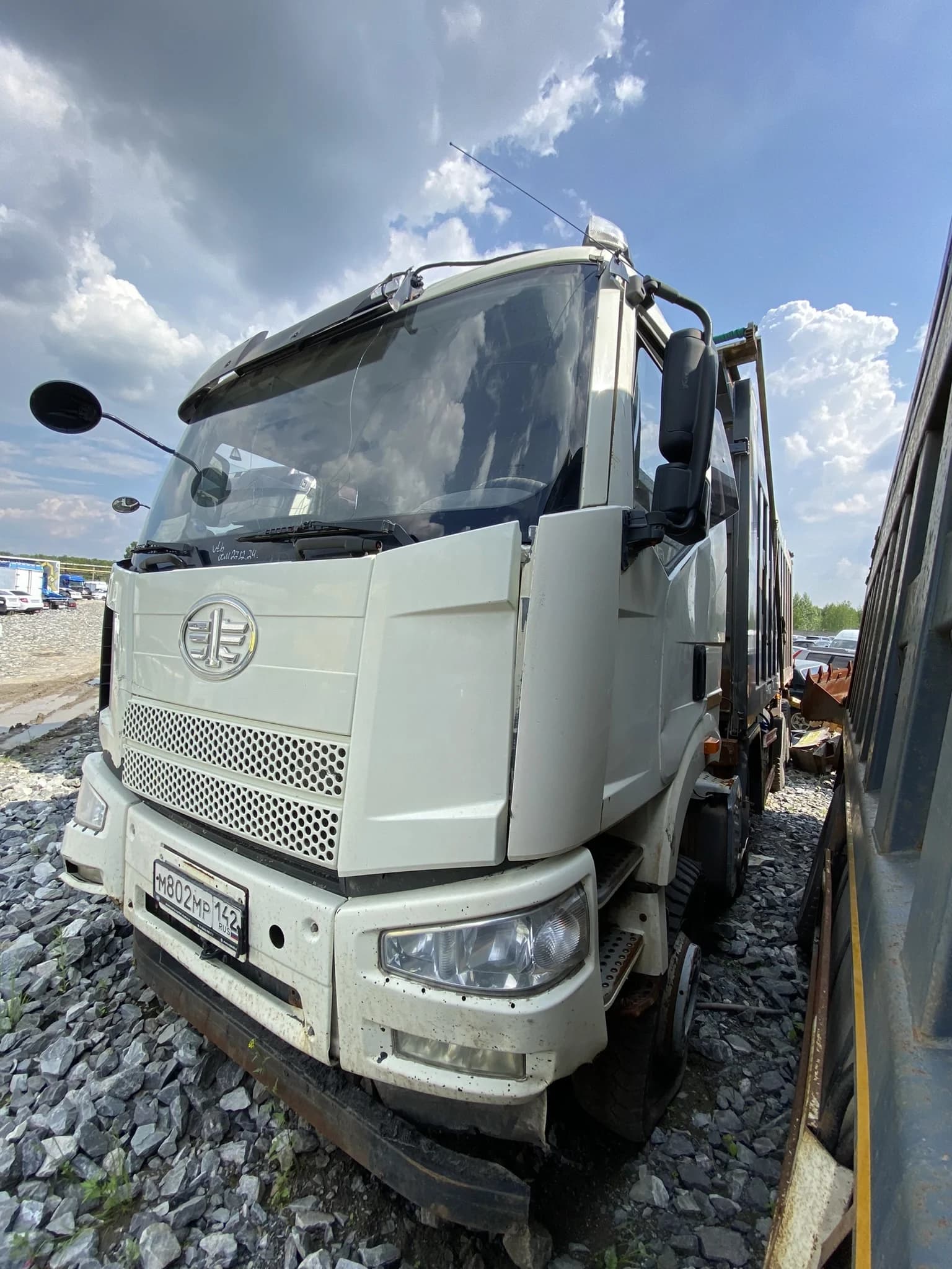 FAW J6