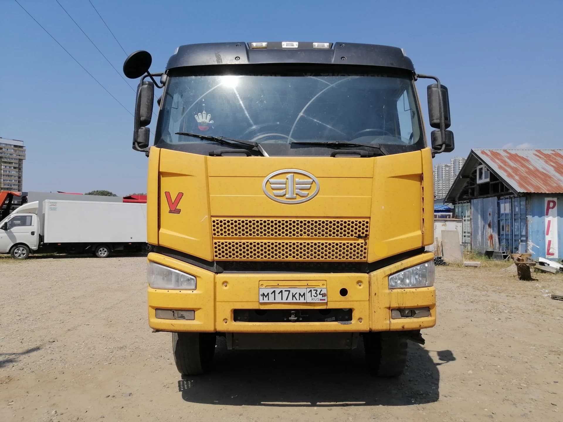 FAW J6