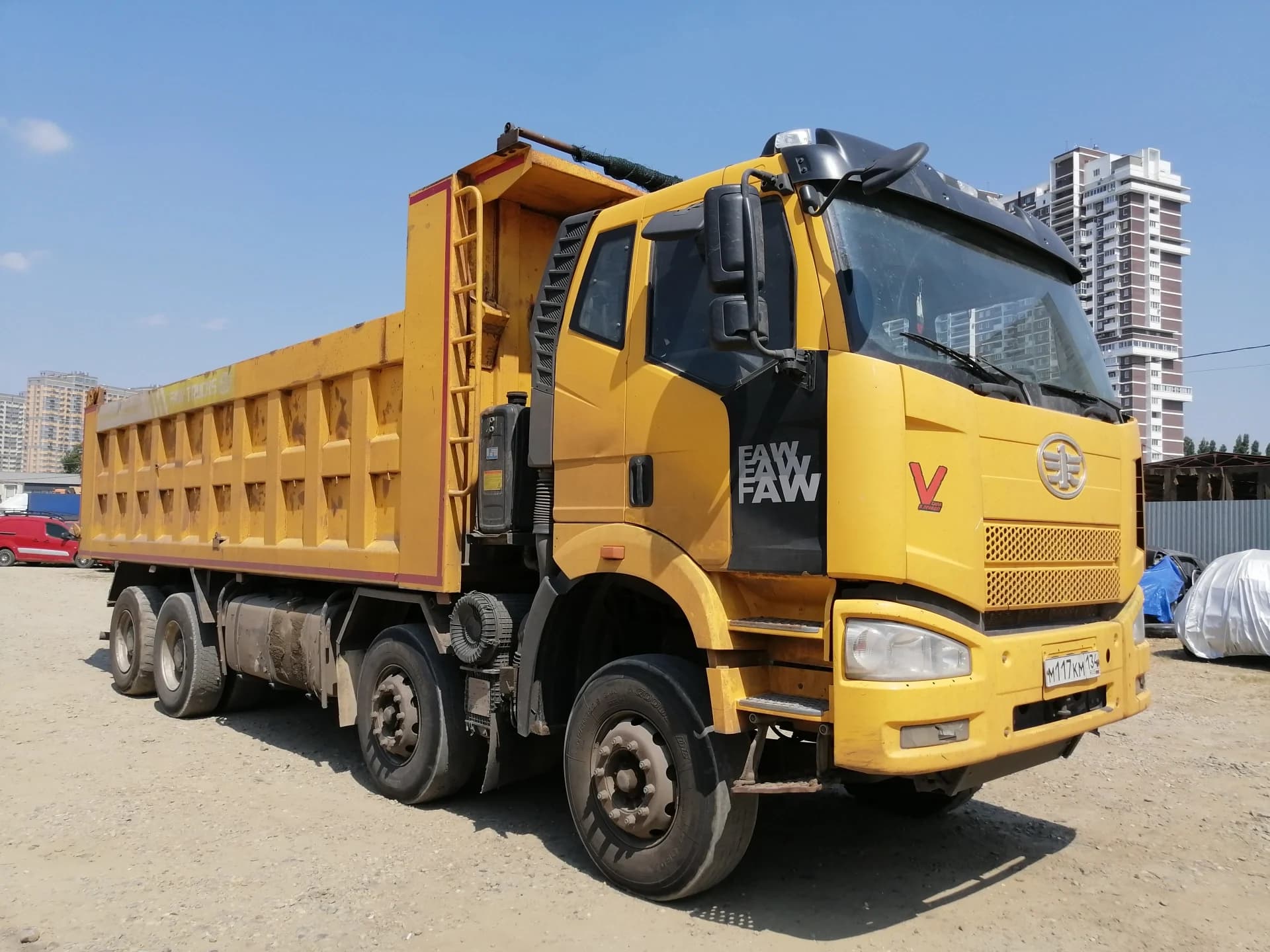 FAW J6