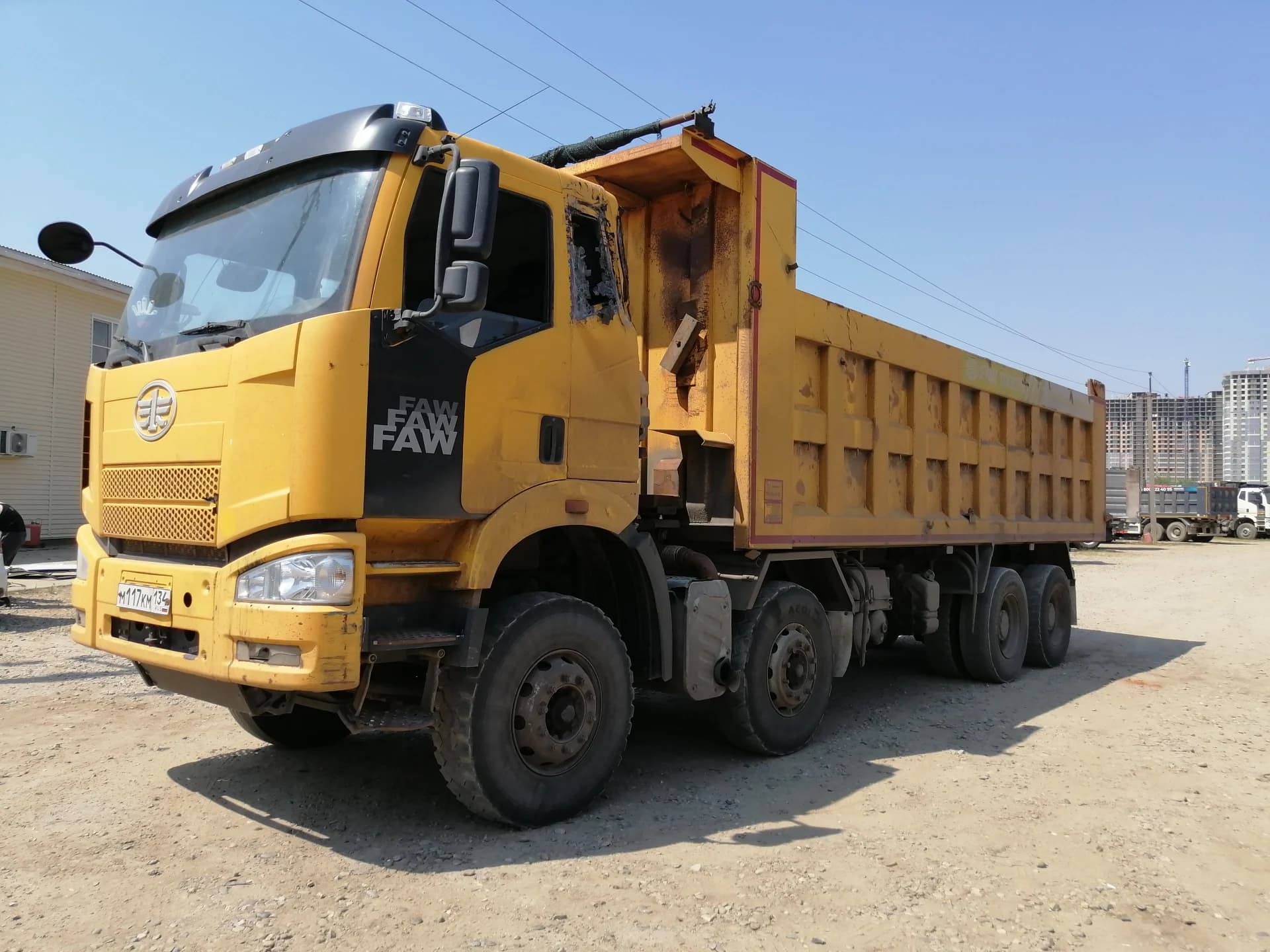 FAW J6