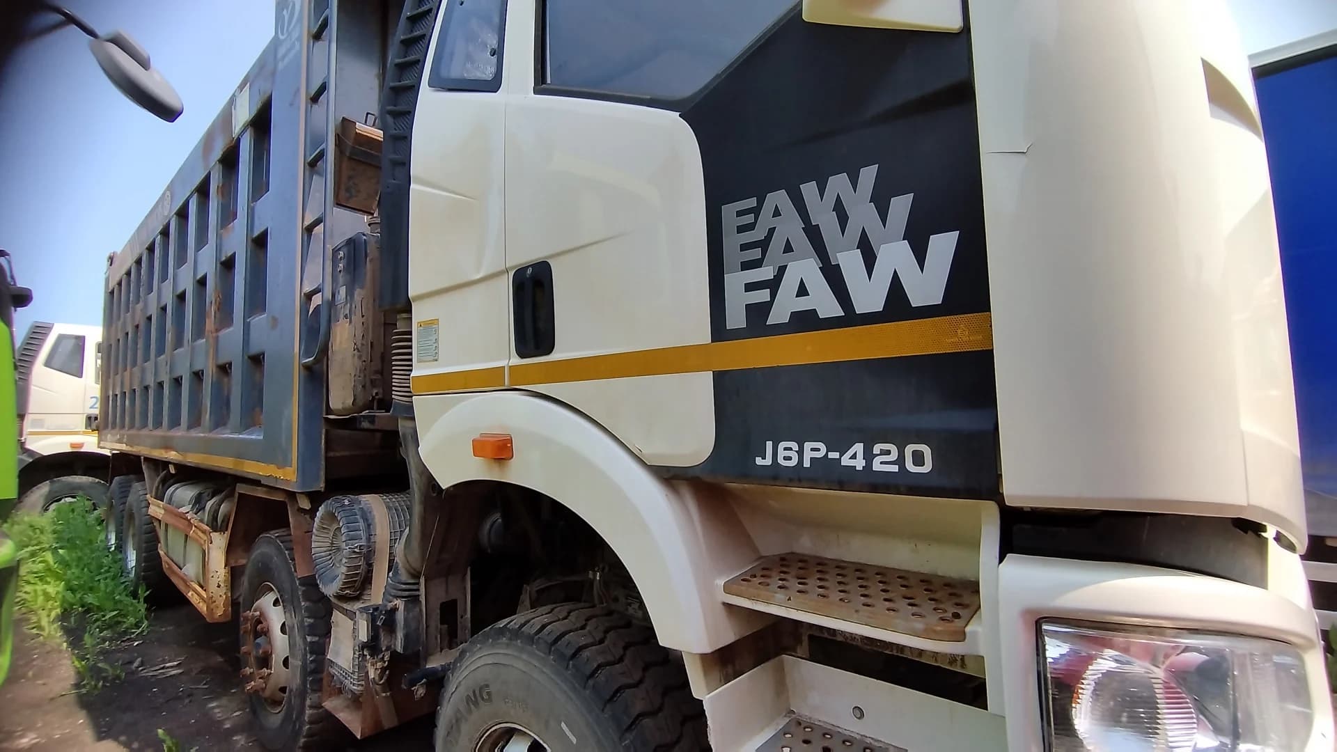 FAW J6