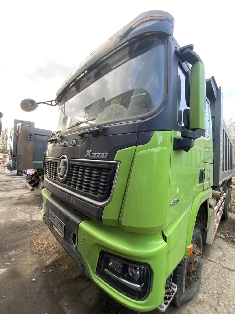 SHACMAN SX32586V385