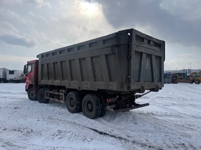 SHACMAN SX33186W366C
