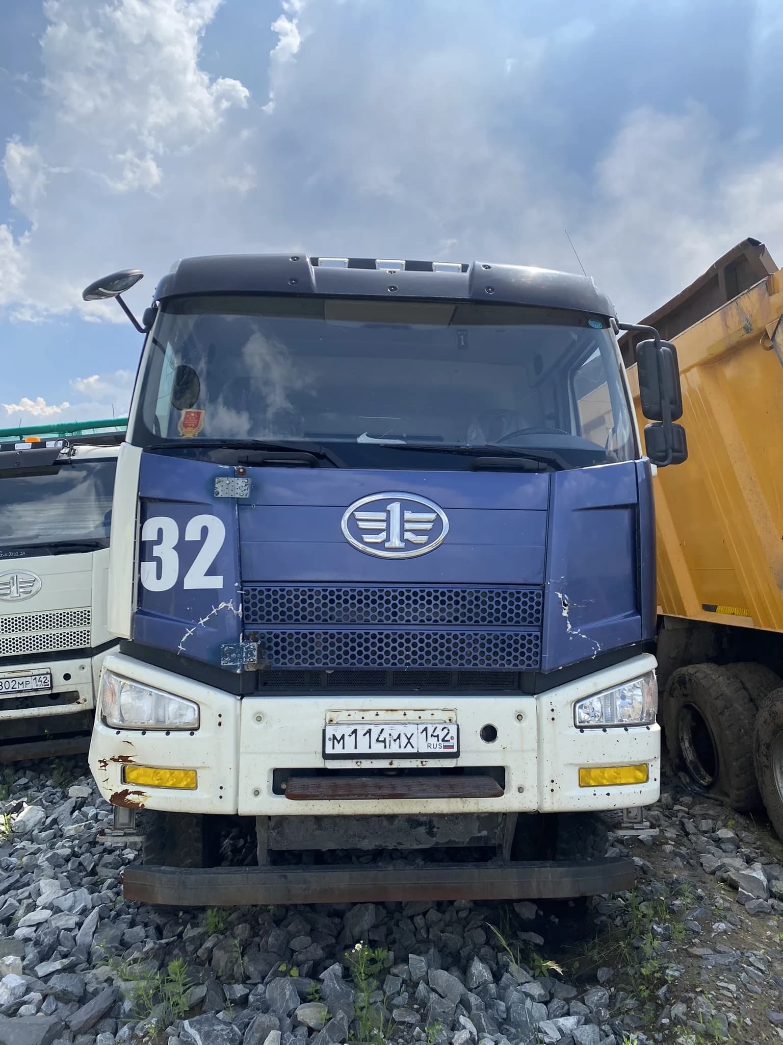 FAW J6
