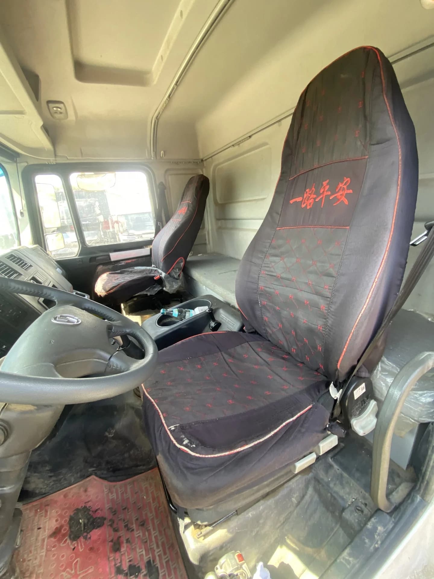 SHACMAN SX3258DR384