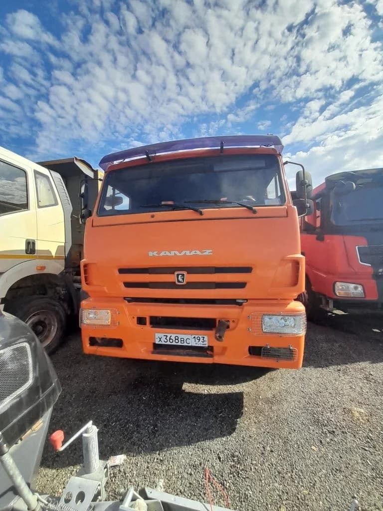 КамАЗ 6520
