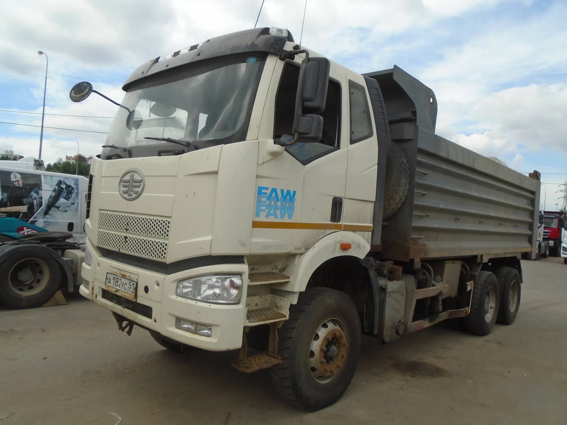 FAW J6