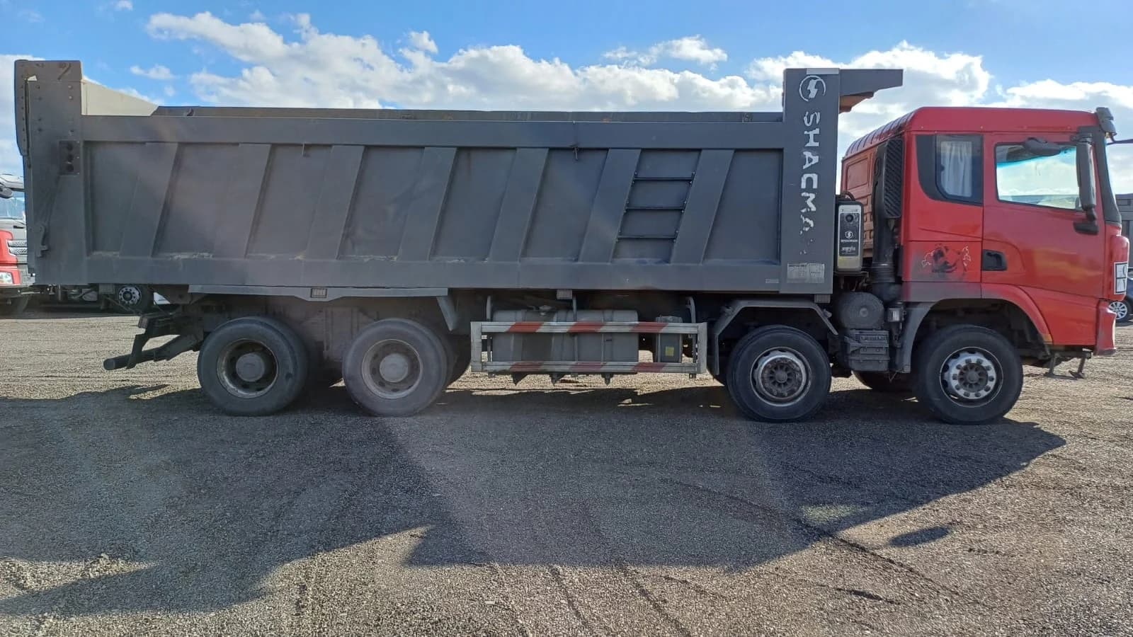 SHACMAN SX33186W366C