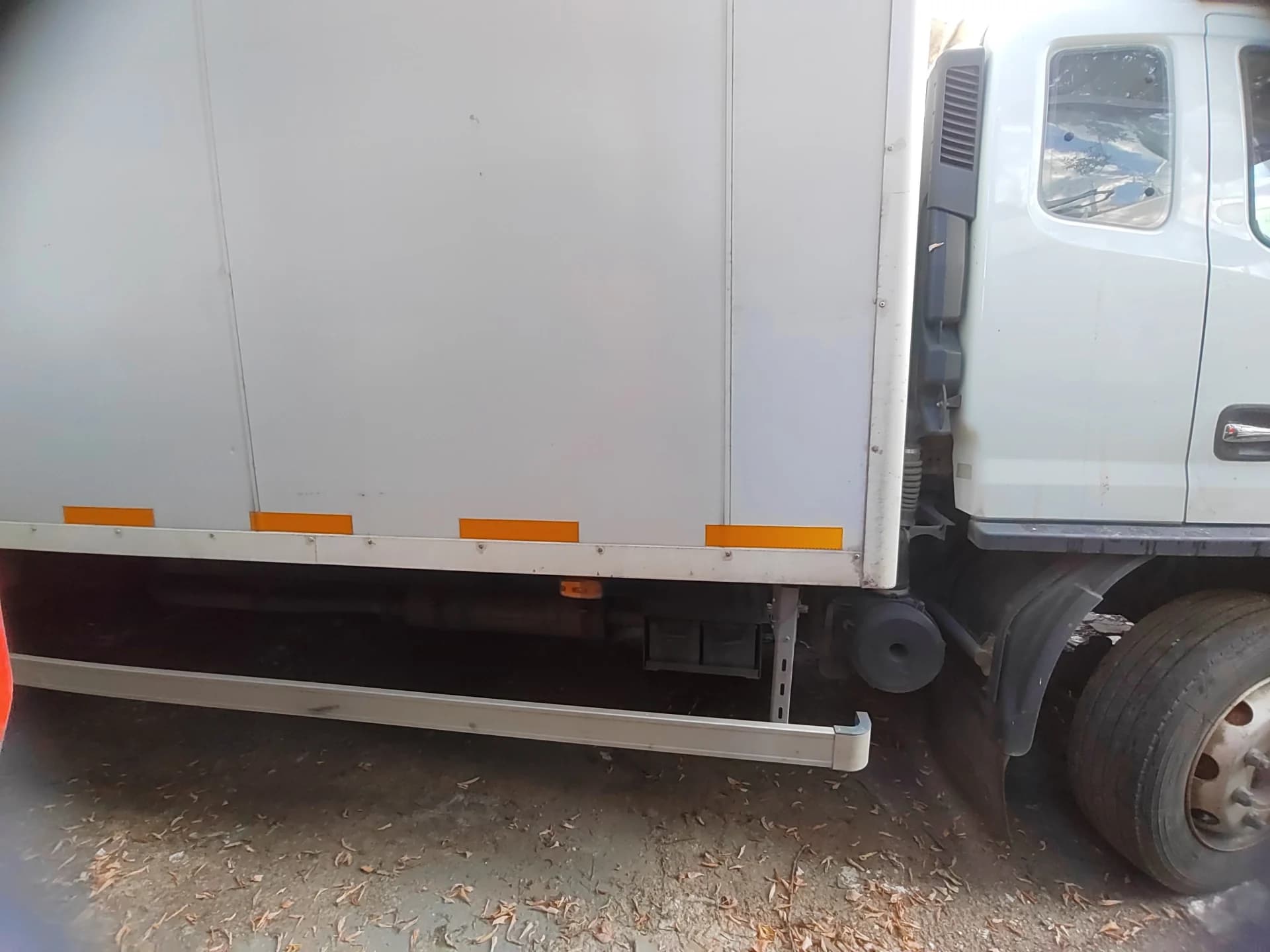 Dongfeng C120L
