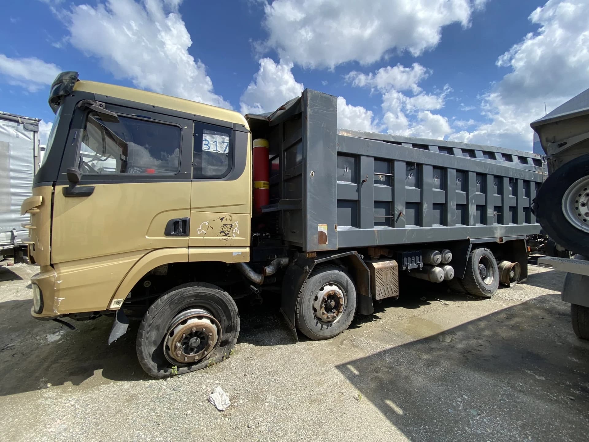 SHACMAN SX33186V366